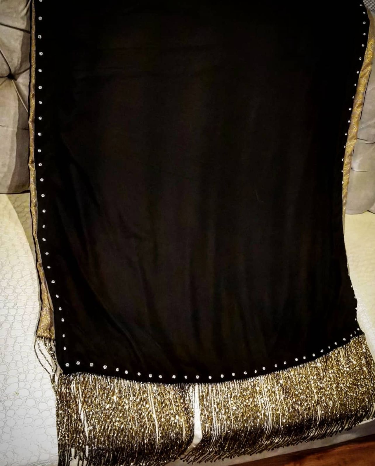 Signature Straight Nug Line Four Corner Shawl