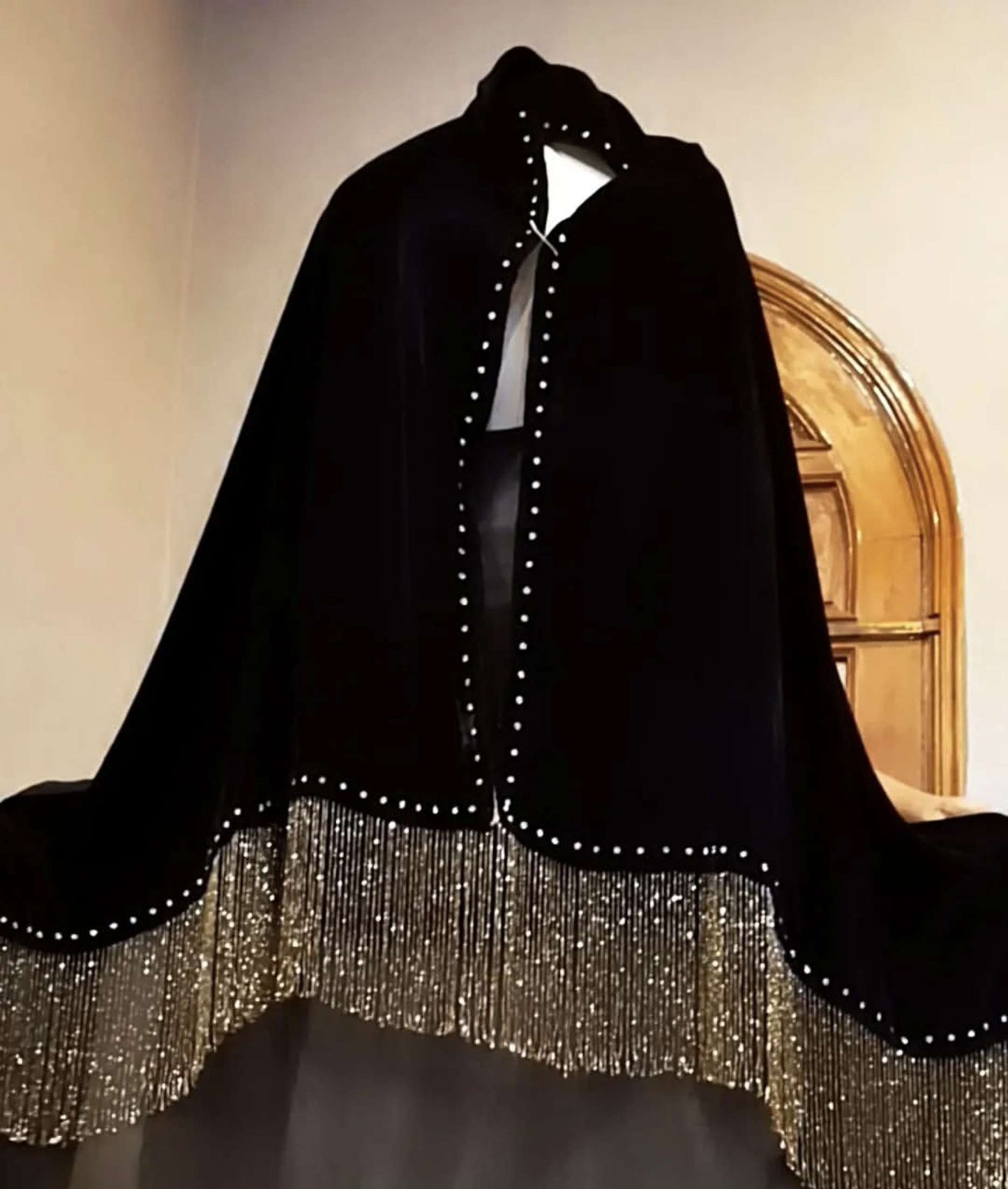 Signature Straight Nug Line Four Corner Shawl